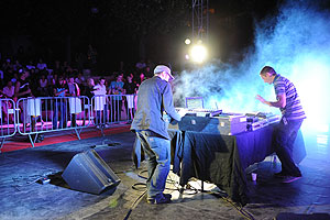 Tambour Battant à la 3ème nuit électronique de Biot en 2009