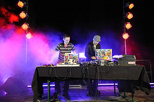 Tambour Battant à la 3ème nuit électronique de Biot en 2009