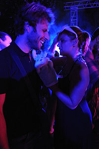 Public à la 3ème nuit électronique de Biot en 2009