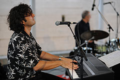 A Tree for Two à Biot en 2008