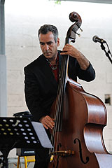 A Tree for Two à Biot en 2008