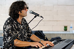 A Tree for Two à Biot en 2008