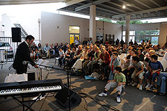 A Tree for Two à Biot en 2008