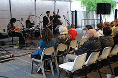 A Tree for Two à Biot en 2008