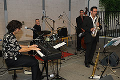 A Tree for Two à Biot en 2008