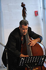 A Tree for Two à Biot en 2008