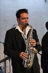 A Tree for Two à Biot en 2008