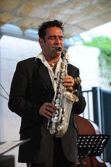 A Tree for Two à Biot en 2008