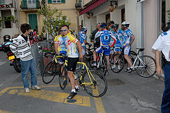 Course de cyclisme à Biot en mai 2008