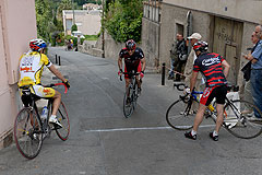 Course de cyclisme à Biot en mai 2008