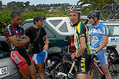 Course de cyclisme à Biot en mai 2008
