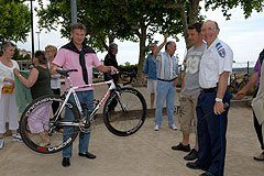 Course de cyclisme à Biot en mai 2008