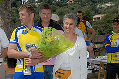 Course de cyclisme à Biot en mai 2008