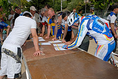 Course de cyclisme à Biot en mai 2008
