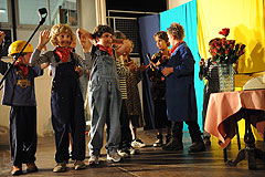 Spectacle des écoles, à Biot en 2009