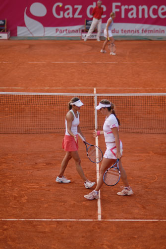 Katarina KACHLIKOVA (SVK) et Anastasia PAVLYUCHENKOVA (RUS) lors de la Finale du double de l'Open Gaz de France de Cagnes sur Mer 2007 - Tournoi ITF Féminin