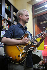 Miles ABOARD à la Cave Romagnan de Nice