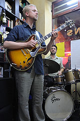 Miles ABOARD à la Cave Romagnan de Nice