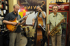 Miles ABOARD à la Cave Romagnan de Nice