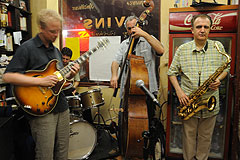 Miles ABOARD à la Cave Romagnan de Nice